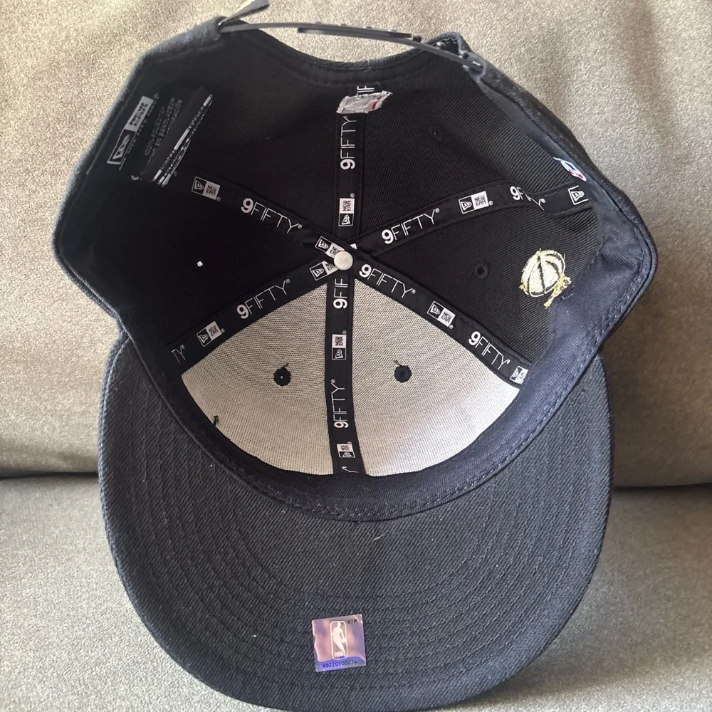 New Era Black & Gold Los Angeles Lakers Champions Snapback Hat